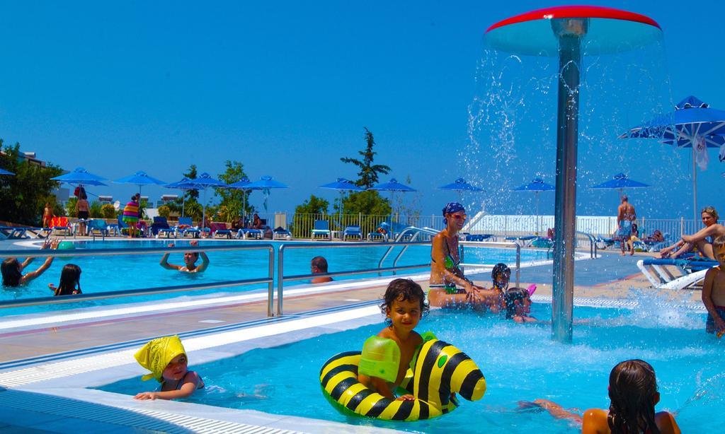Grand Hotel Holiday Resort Hersonissos  Luaran gambar